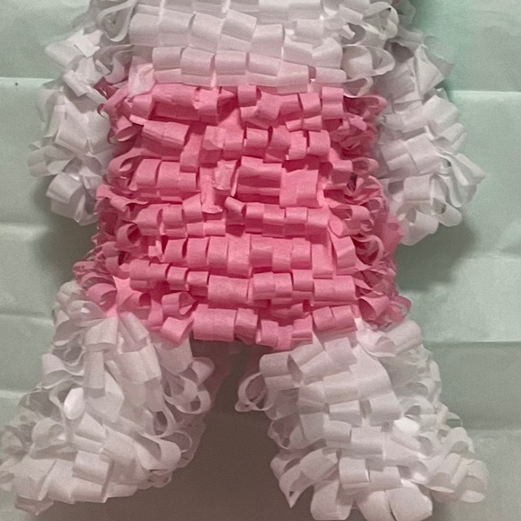 Hello Kitty Pinata - Picture 3 of 3